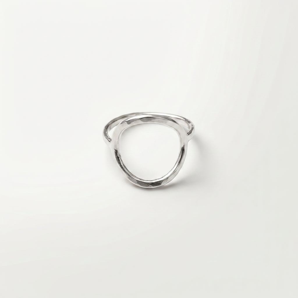 Anillo Circulo Esencial
